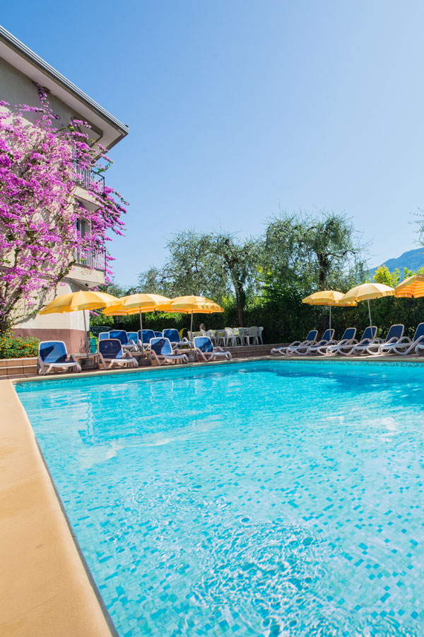 3-Sterne-Hotel Limone sul Garda - Hotel Garden mit Pool